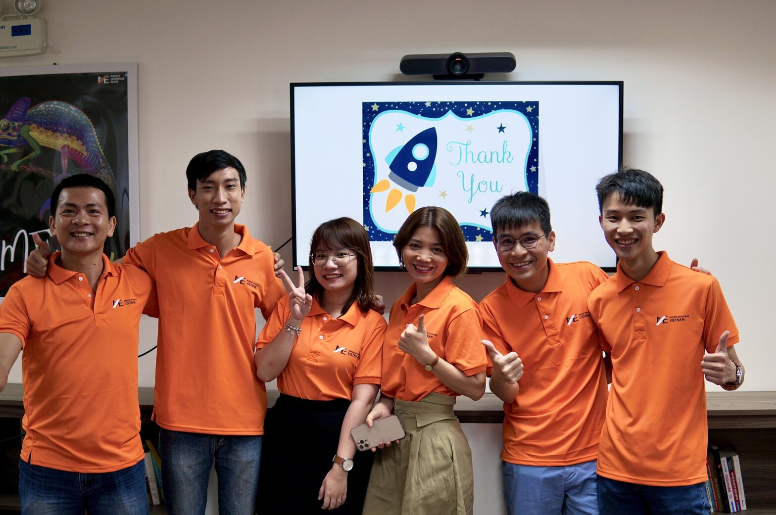 Kỷ niệm 1 năm làm việc – Bạn Phan Thị Vân Anh