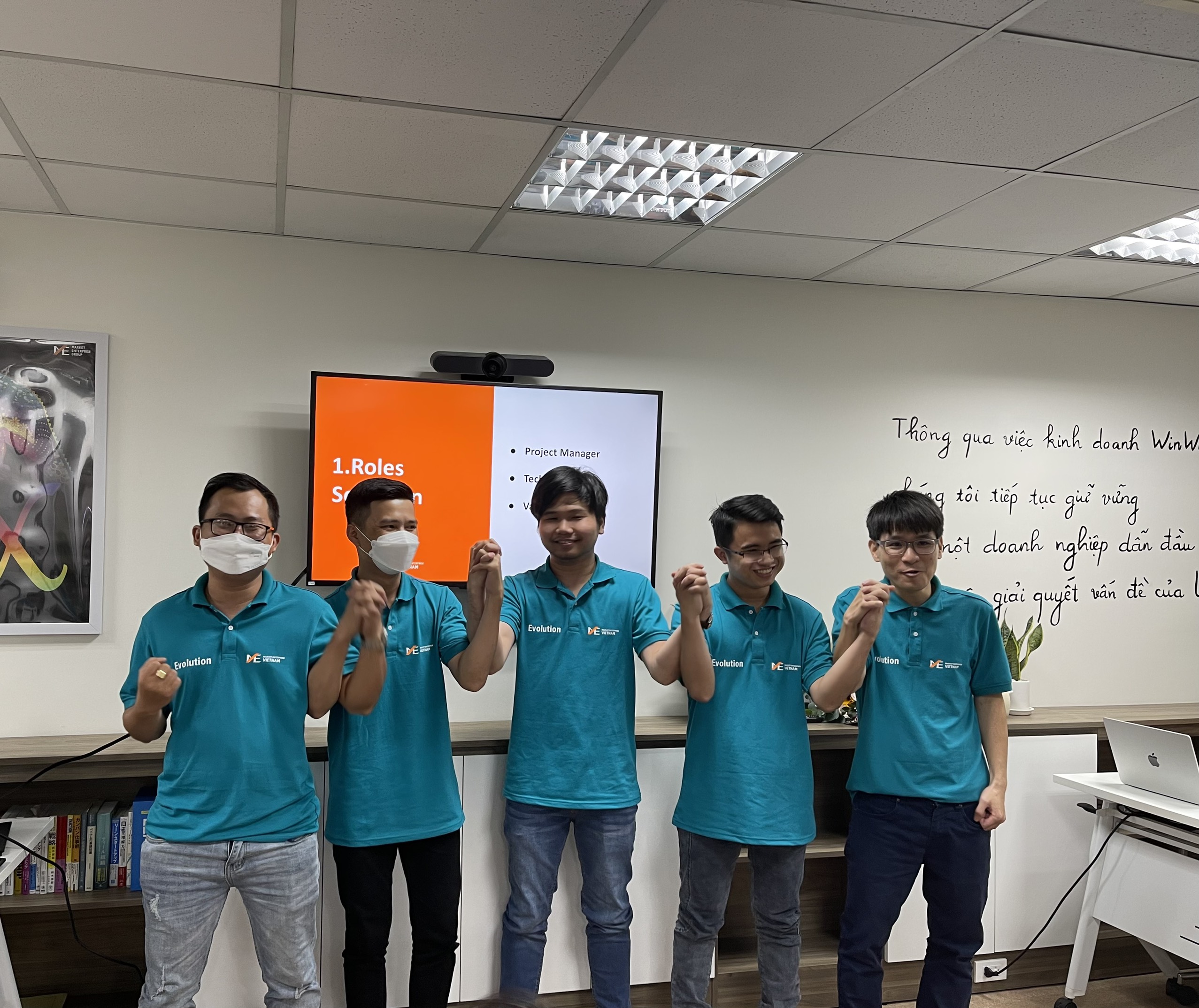 Các Tech Lead mới chụp hình cùng CEO