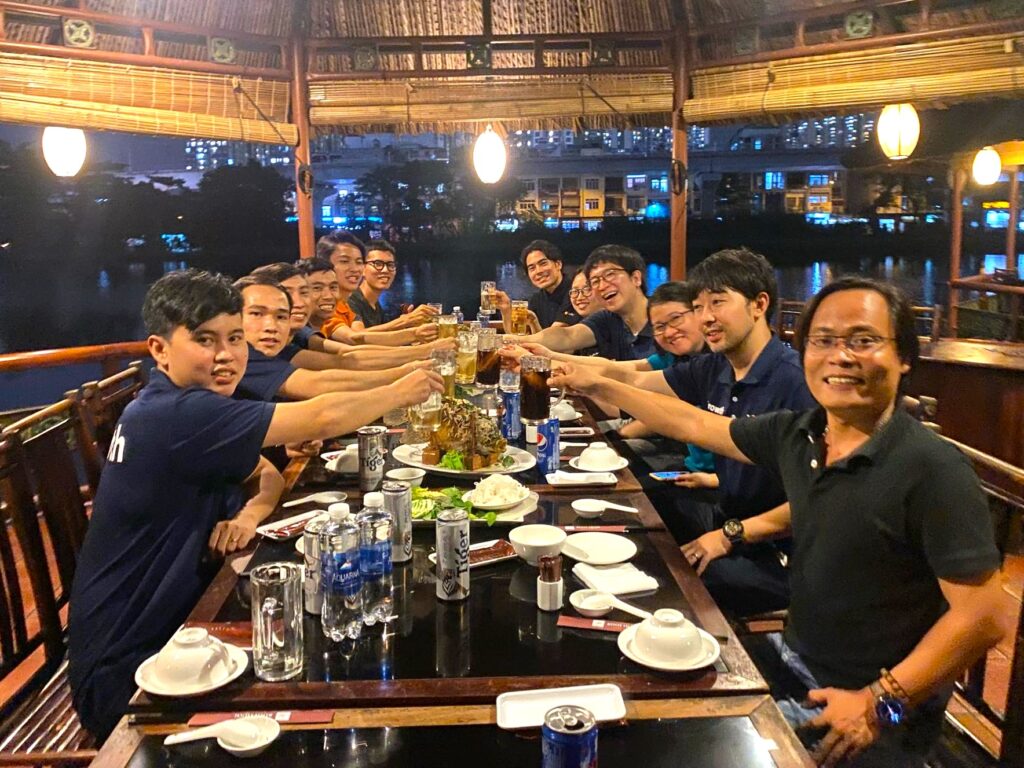 Bạn Hồ Chí Tưởng - engineer tham gia team building cùng PO Nhật Bản