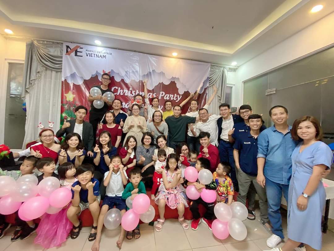 Đón khách mời quý gia đình Christmas party and family day ở MEVN