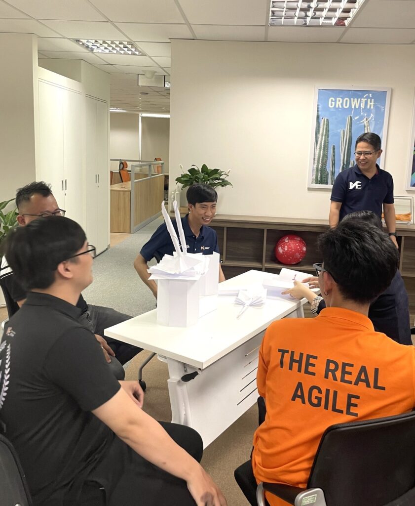 Team 1 tham gia workshop humanskills