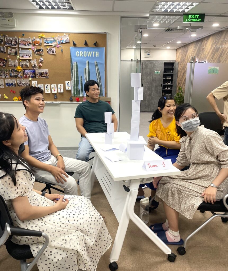 Team 3 tham gia workshop humanskills