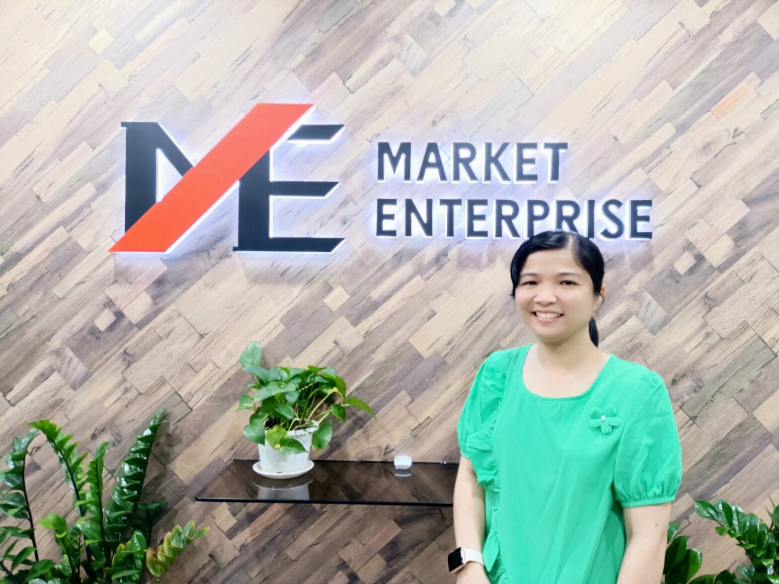 Giới thiệu 1 nhân viên mới chị Nguyễn Ngọc Thanh Trúc