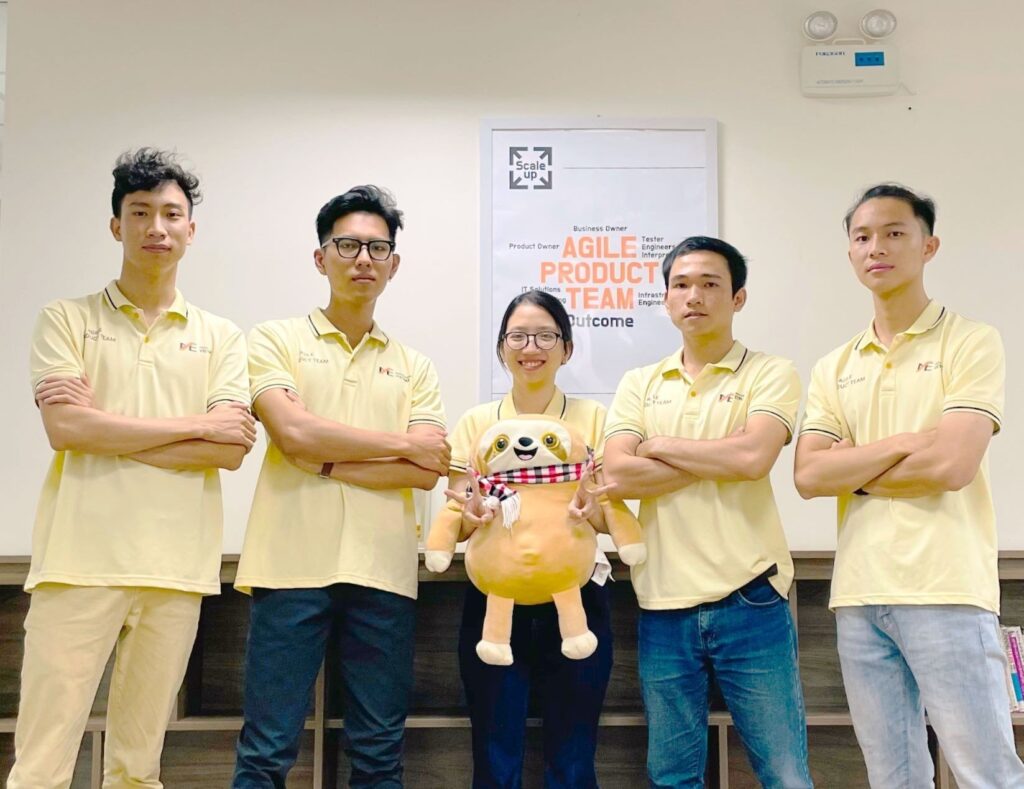 Team Flash - best team main PJ - Kickoff lần thứ 8 - Agile Product Team MEVN