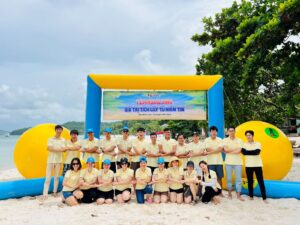 Tắm biển- Company Trip 08.2023 - Chuyến du lịch công ty tại Đảo Ngọc Phú Quốc