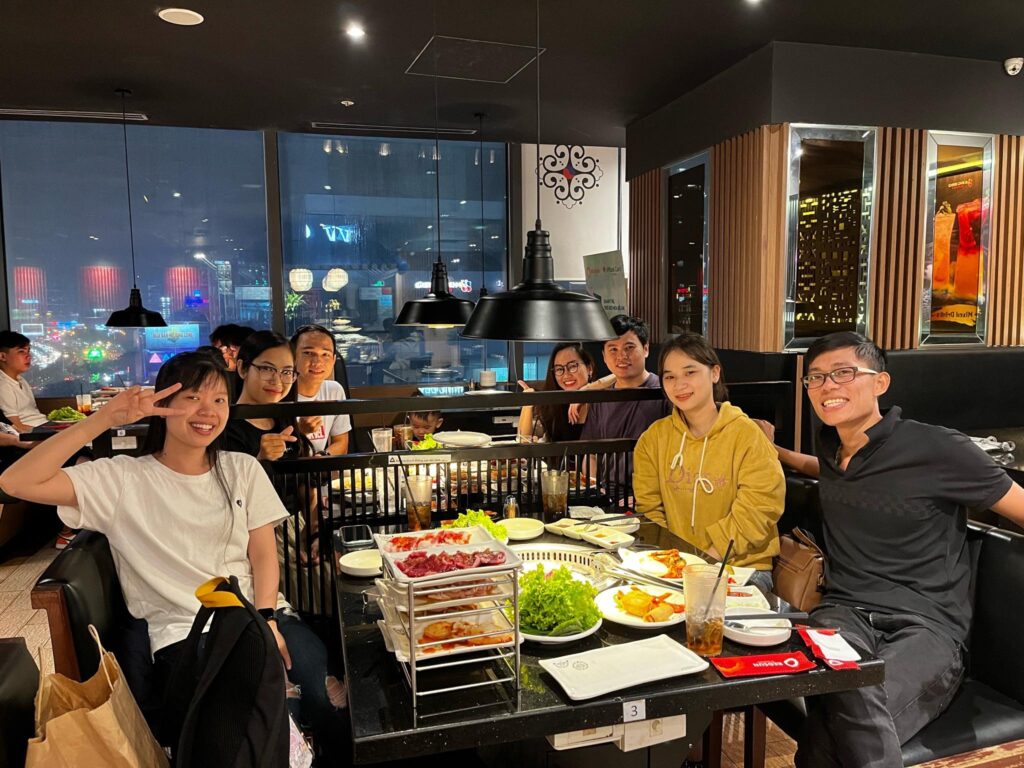 TeamHRME team building Bạn Trúc Linh - Kỷ niệm- MEVN