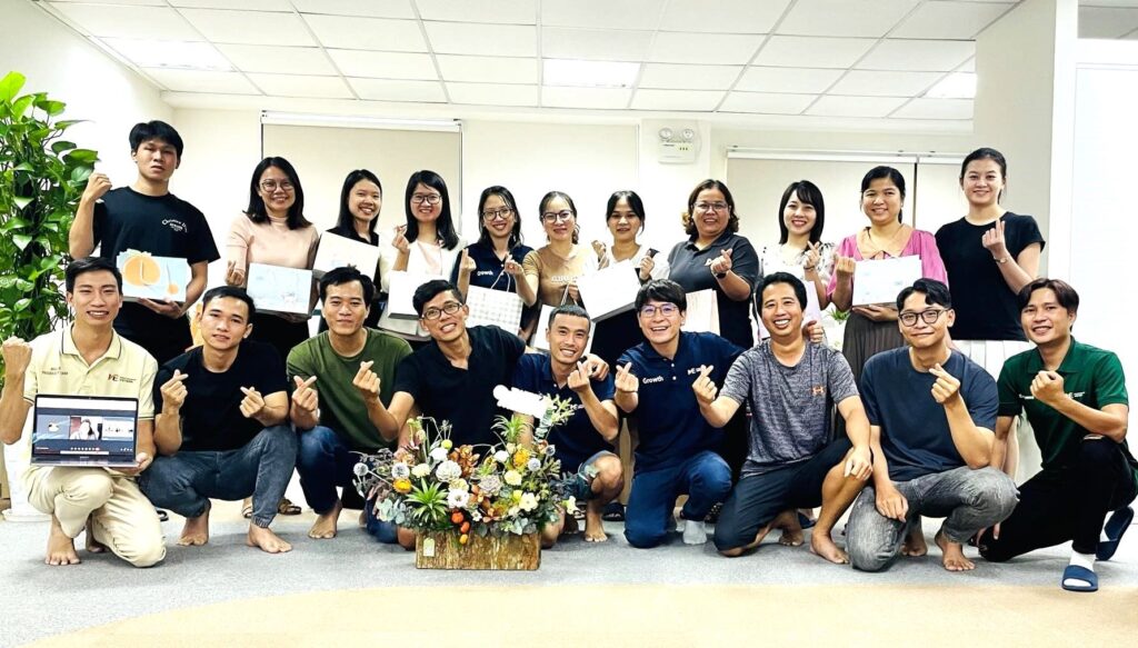 Nhận quà 20.10 Bạn Trúc Linh - Kỷ niệm- MEVN