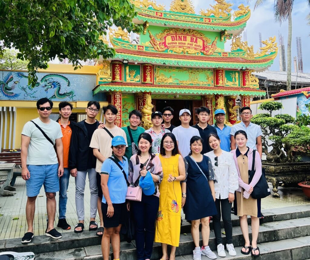 Kỷ niệm Hồ Chí Tưởng cùng du lịch công ty 2023