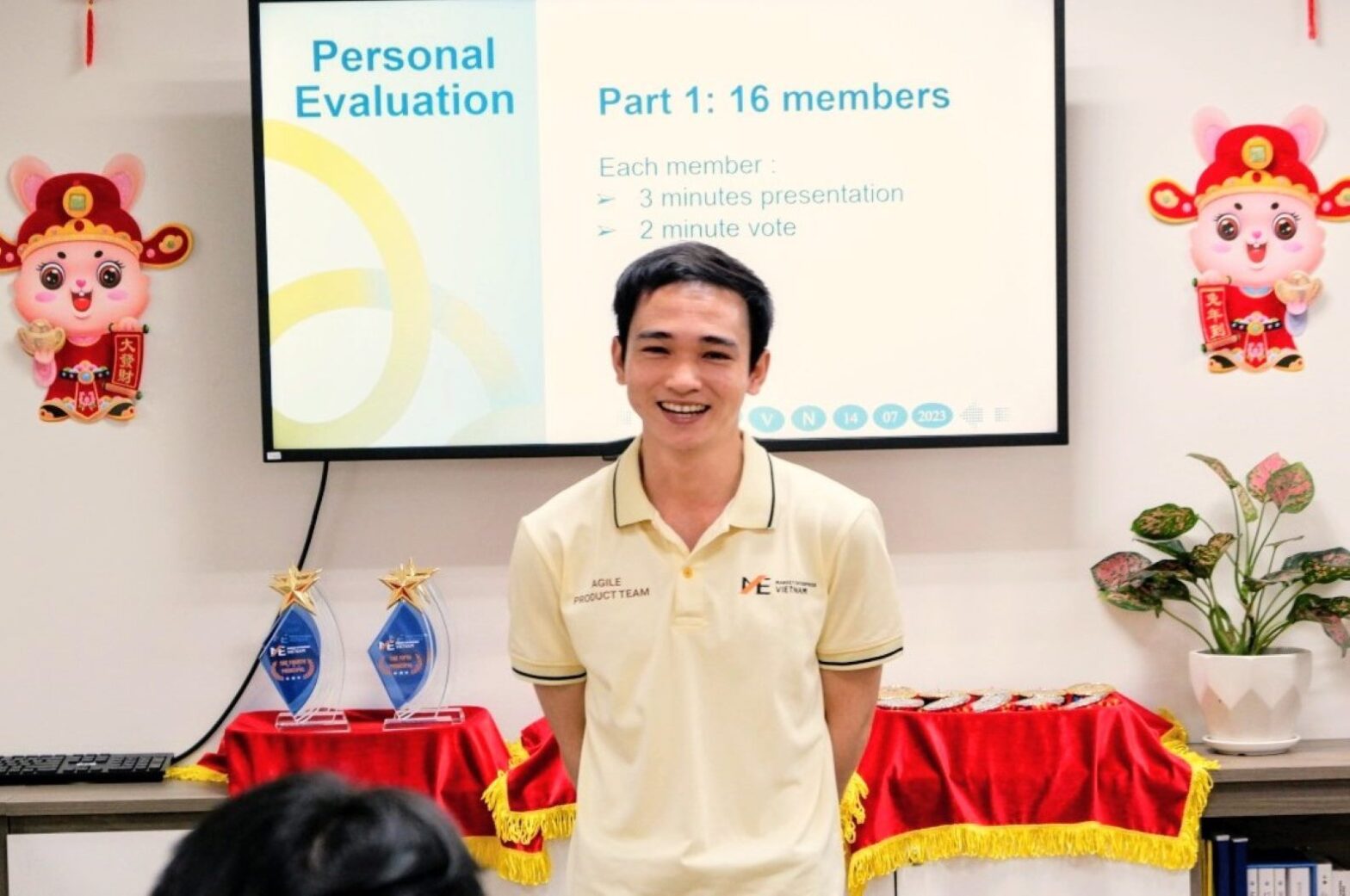 Kỷ niệm 1 năm làm việc – Bạn Hồ Chí Tưởng