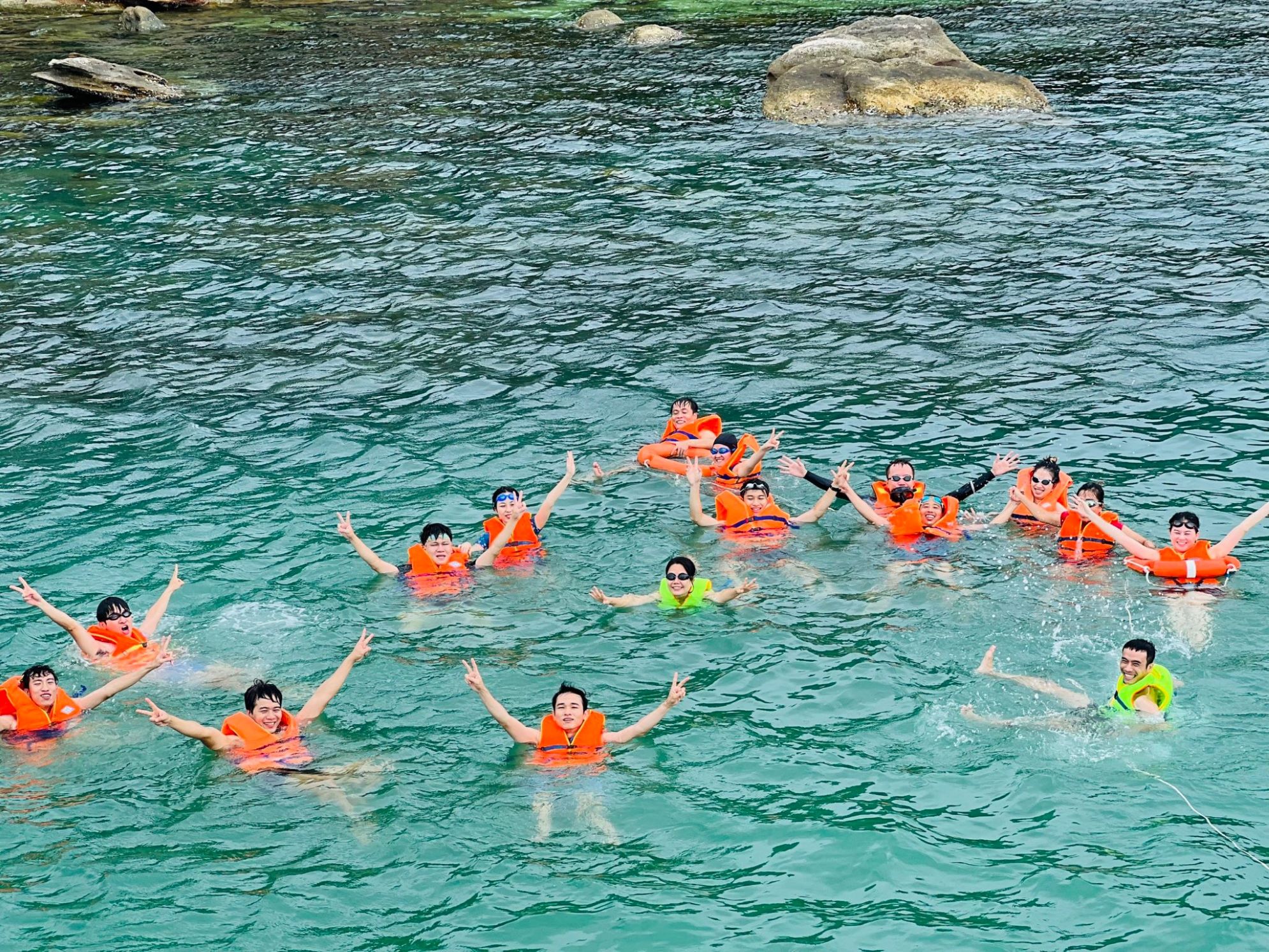Kỷ niệm 1 năm làm việc bạn Đào Khánh Ngân Company trip