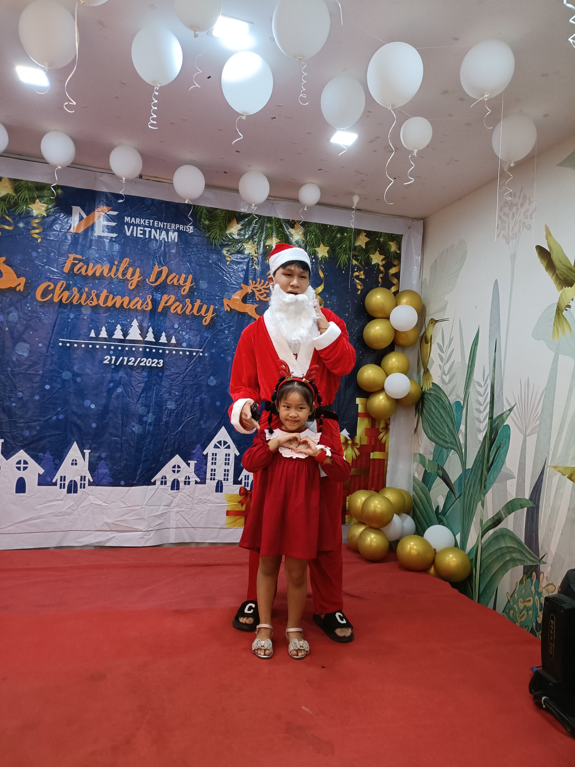 Ông già Noel - Ngày Hội Gia Đình Và Tiệc Gia Đình