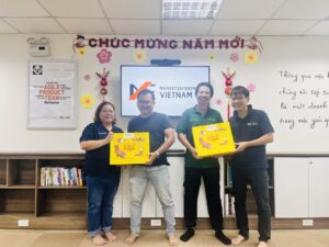 Hình 2 - Không khí Tết Giáp Thìn 2024 tại MEVN
