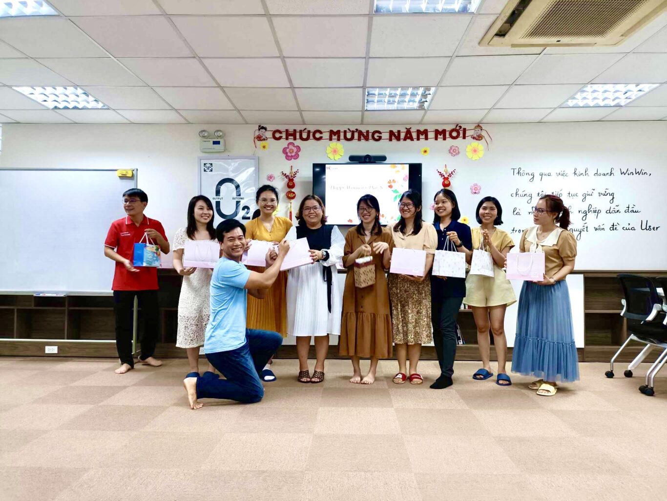 Quà của các bạn nam -Happy Women's day 08.03.2024
