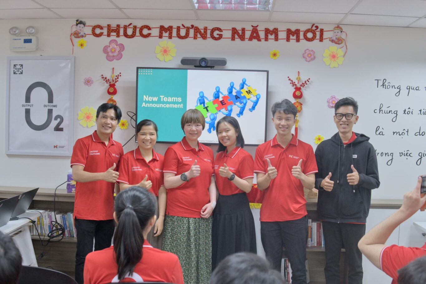 Team mới - Kỷ niệm 1 năm làm việc bạn Nguyễn Ngọc Thanh Trúc