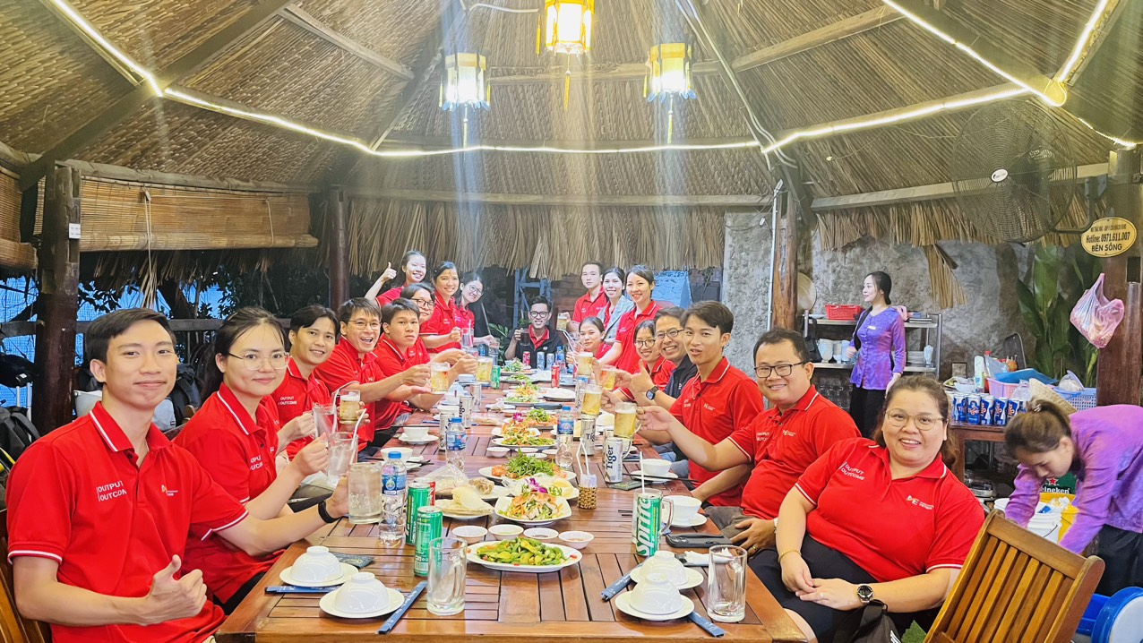 Tiệc cty - Quarter Sharing lần thứ 3 - 31.05.2024