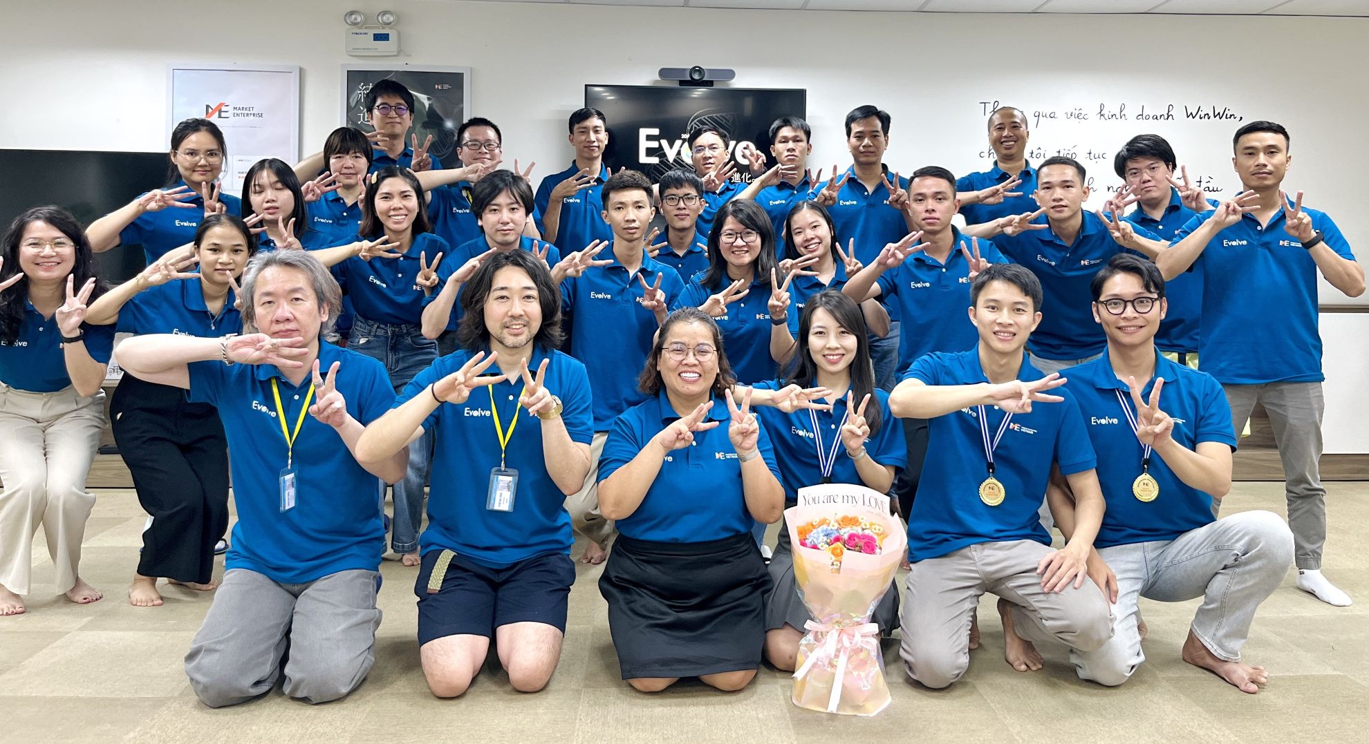 Hình tổng - KICKOFF lần thứ 13 - EVOLVE LEAP 25.03.2026